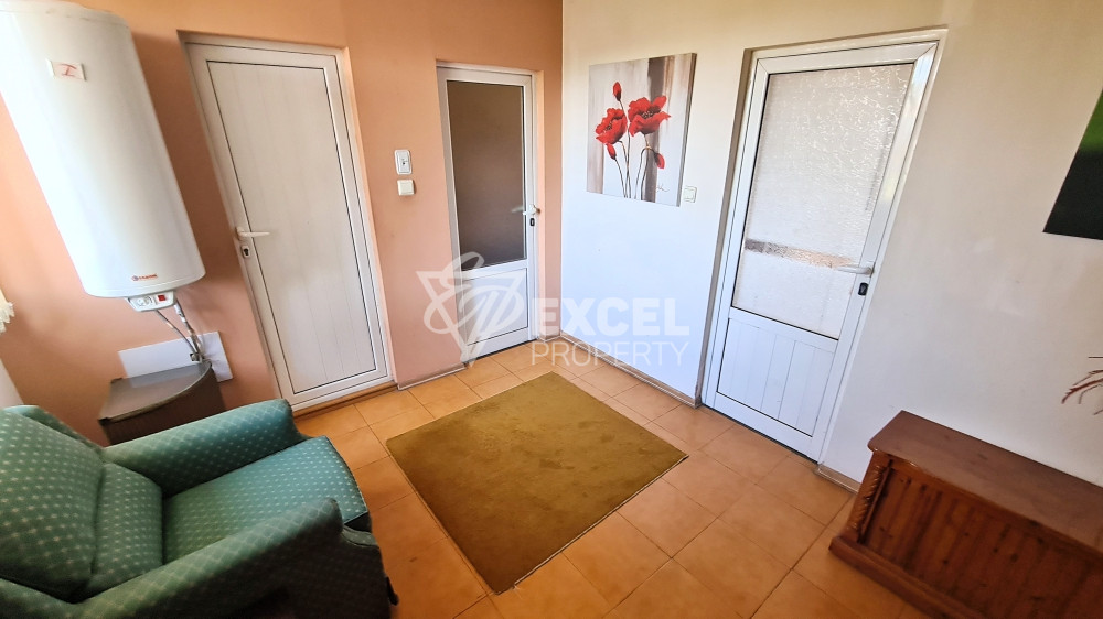 Detached fully furnished house with yard and barbecue