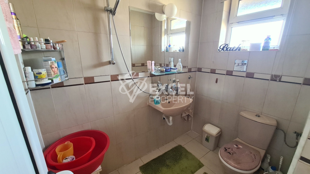 Detached fully furnished house with yard and barbecue