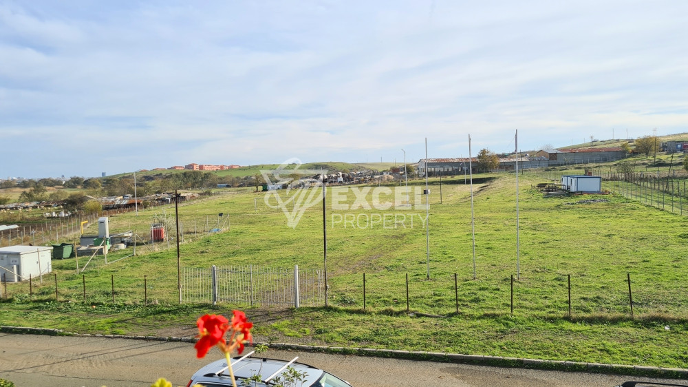 Detached fully furnished house with yard and barbecue