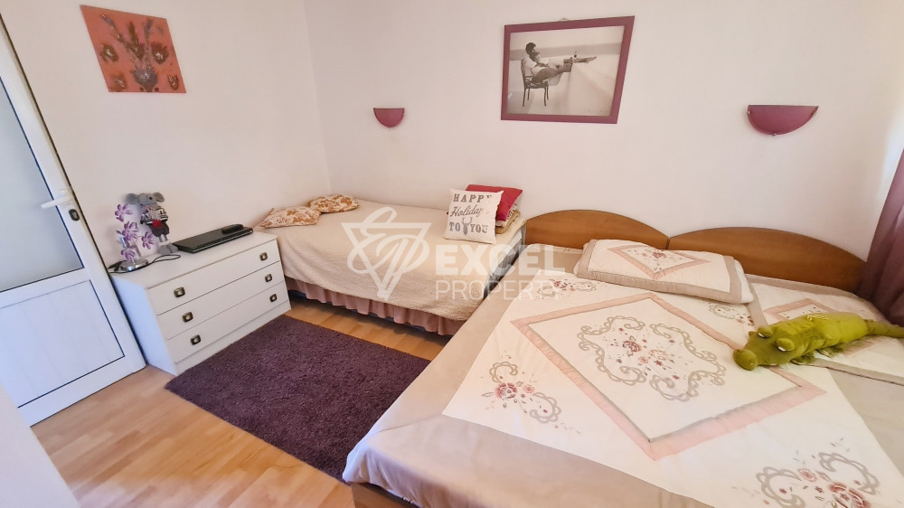 Detached fully furnished house with yard and barbecue