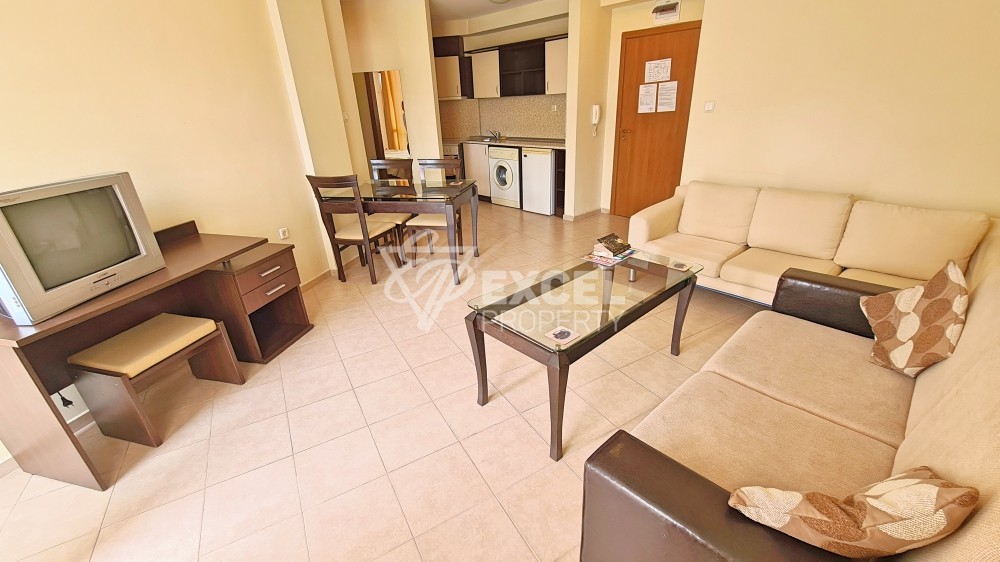 Reduced price! Extremely spacious 1-bedroom apartment on Flower street in Sunny Beach