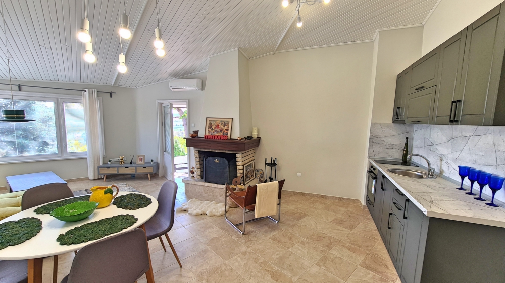 Fully renovated house with no maintenance fee in the village of Gorica.