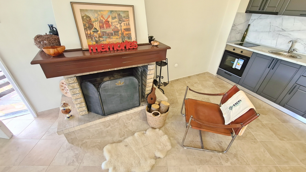 Fully renovated house with no maintenance fee in the village of Gorica.