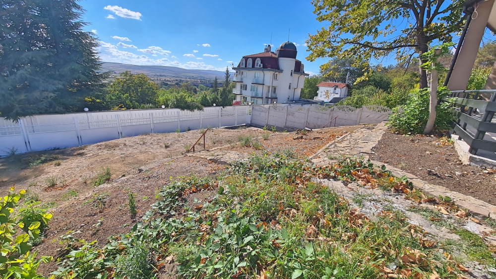 Fully renovated house with no maintenance fee in the village of Gorica.