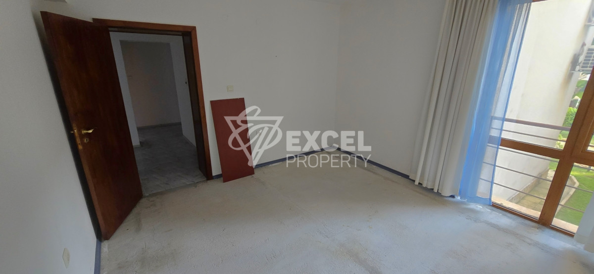Two bedroom apartment in Sveti Vlas, Compass complex, only 250 m from the sea.