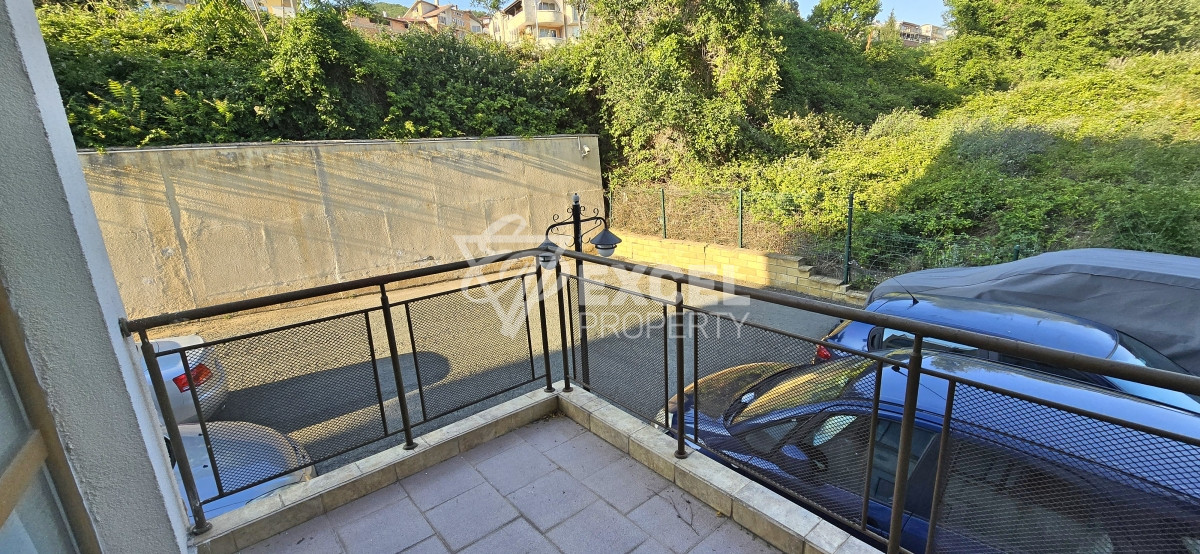 Two bedroom apartment in Sveti Vlas, Compass complex, only 250 m from the sea.