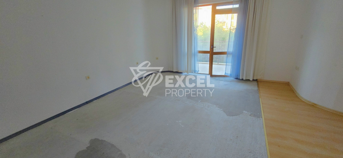 Two bedroom apartment in Sveti Vlas, Compass complex, only 250 m from the sea.