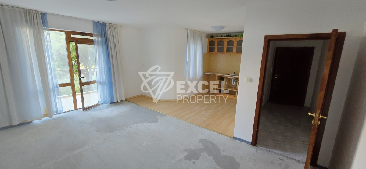 Two bedroom apartment in Sveti Vlas, Compass complex, only 250 m from the sea.