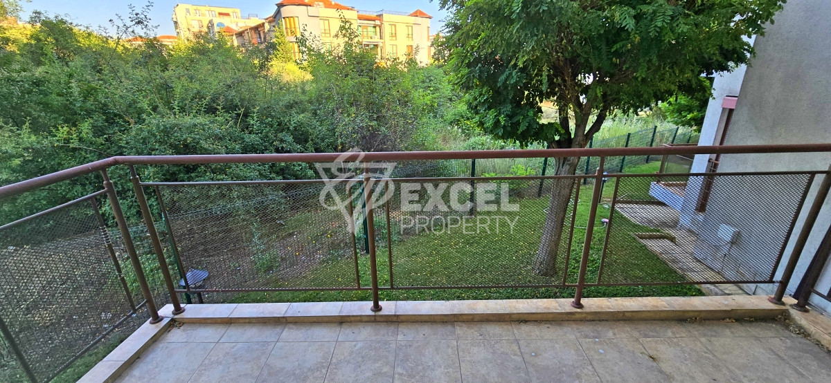 Two bedroom apartment in Sveti Vlas, Compass complex, only 250 m from the sea.