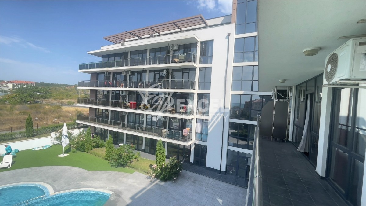One-bedroom apartment in Sveti Vlas, 500m from the sea.