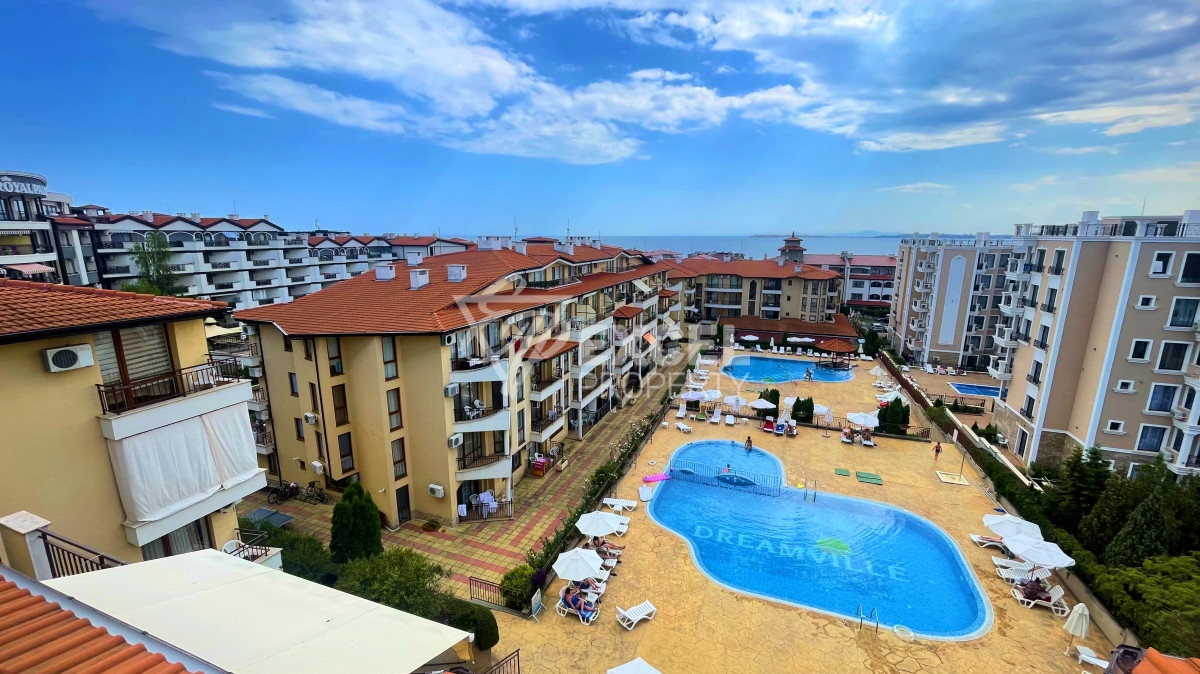Furnished studio for sale in Sveti Vlas, with partial sea view