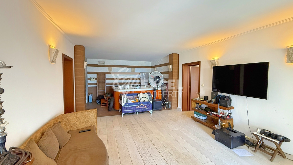 Unique multi-room apartment on the first line in the Casa Real complex, Sveti Vlas