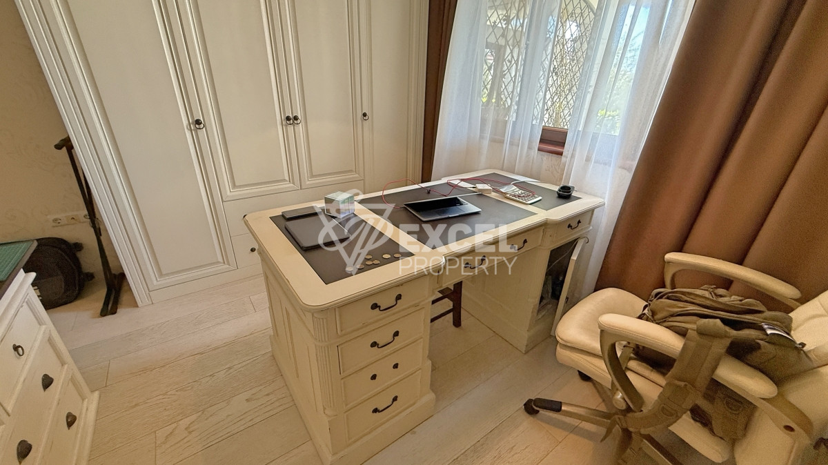 Unique multi-room apartment on the first line in the Casa Real complex, Sveti Vlas