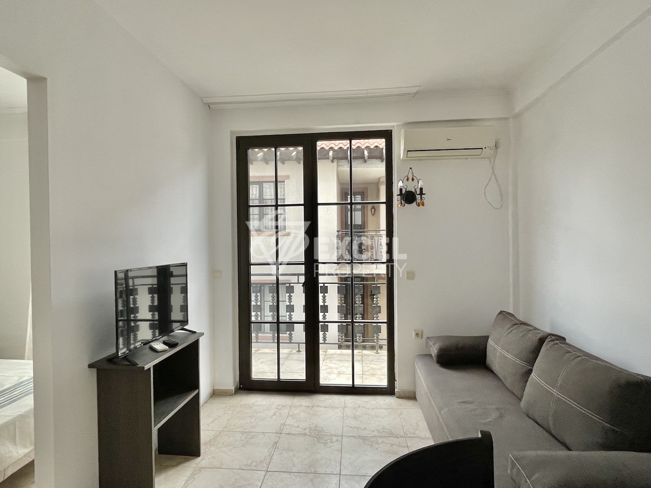 One-bedroom apartment in Obzor, only 150 m from the sea - the Cllif complex