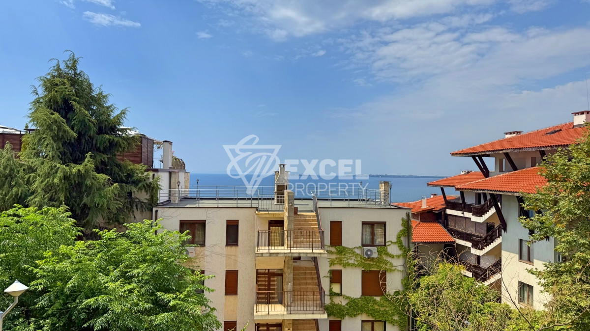 First line property with sea view in Dolce Vita complex, Sveti Vlas