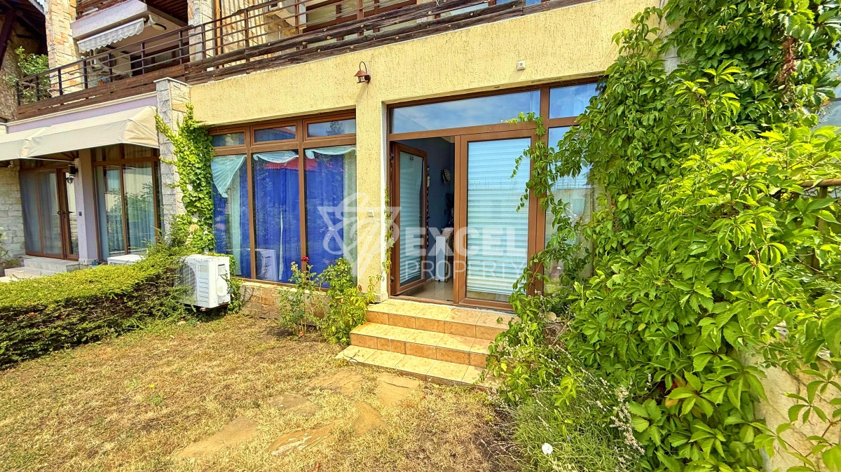 First line property with sea view in Dolce Vita complex, Sveti Vlas