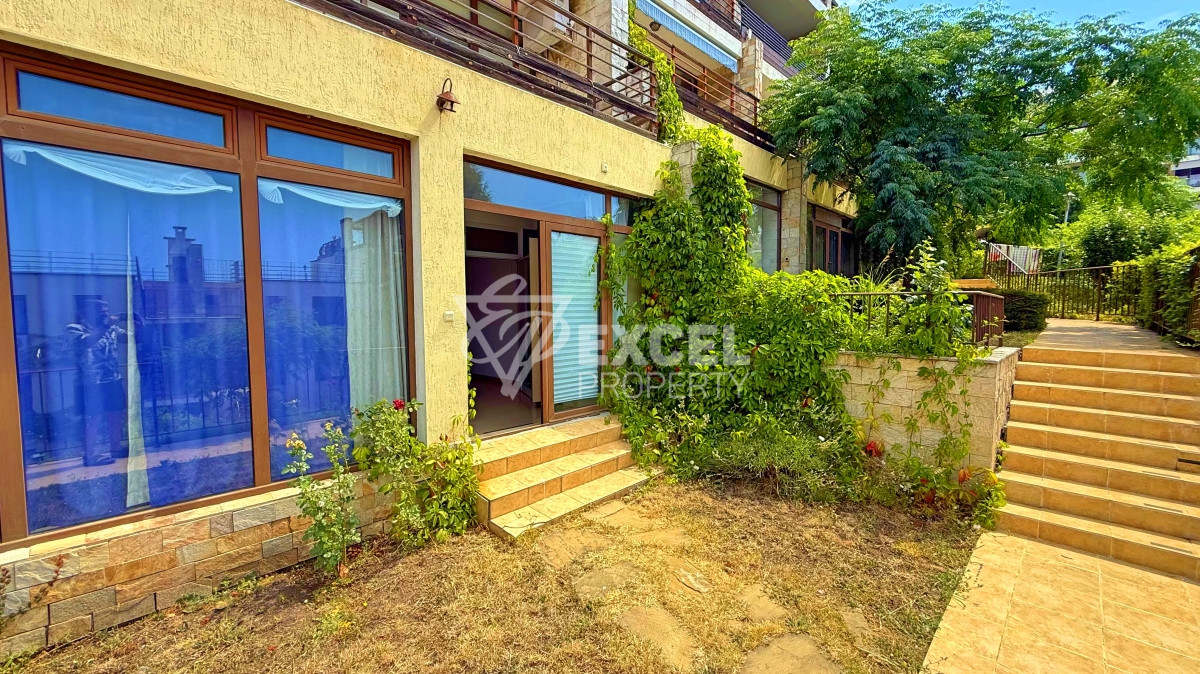 First line property with sea view in Dolce Vita complex, Sveti Vlas