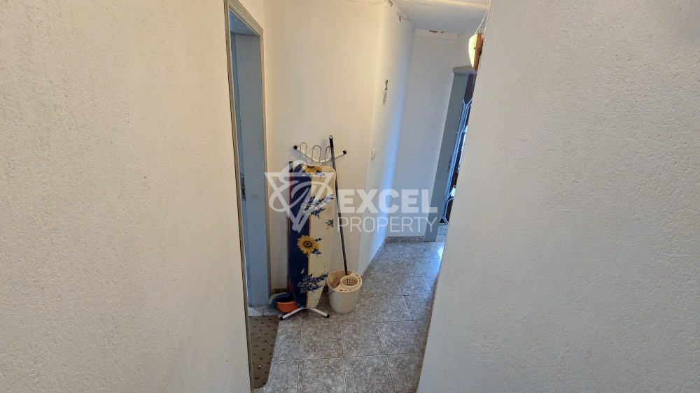 One-bedroom apartment in the center of Nessebar - excellent location and great potential