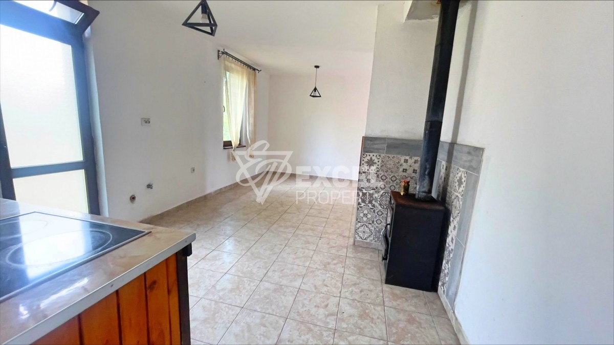 One storey house with two bedrooms in Gorica for sale