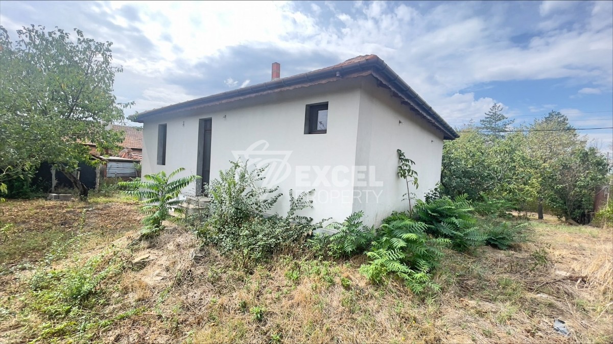 One storey house with two bedrooms in Gorica for sale