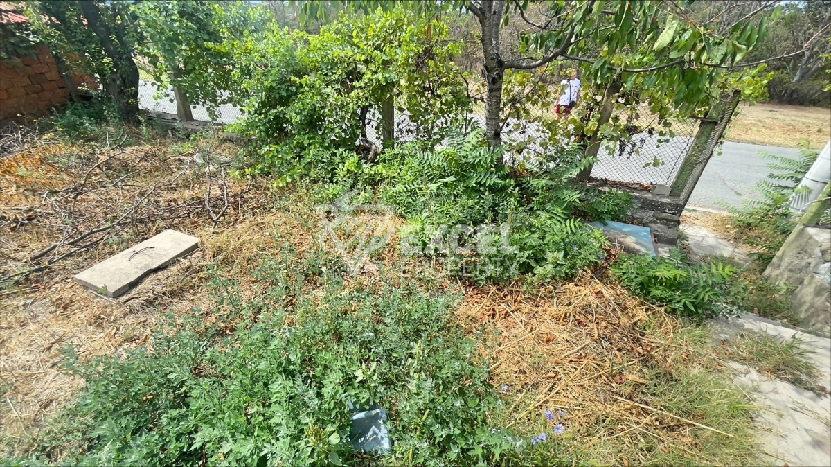 One storey house with two bedrooms in Gorica for sale