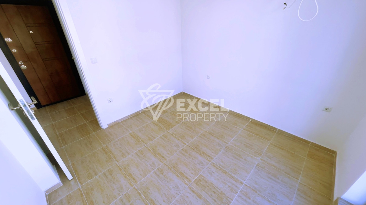 First line one bedroom apartment in Sveti Vlas with sea view.