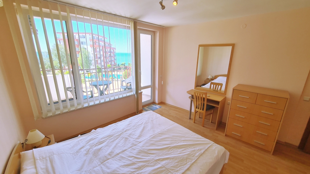 Spacious apartment complex with Marina View Fort overlooking the sea