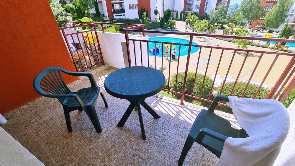 Spacious apartment complex with Marina View Fort overlooking the sea