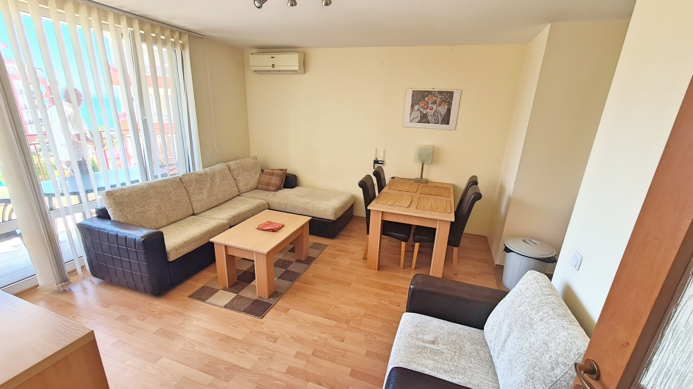 Spacious apartment complex with Marina View Fort overlooking the sea