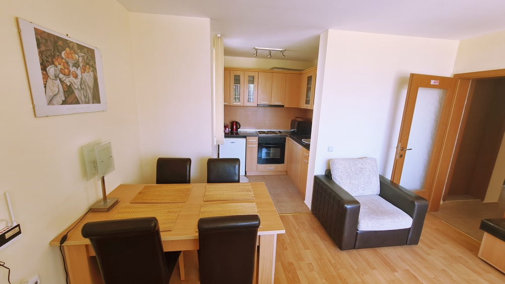 Spacious apartment complex with Marina View Fort overlooking the sea