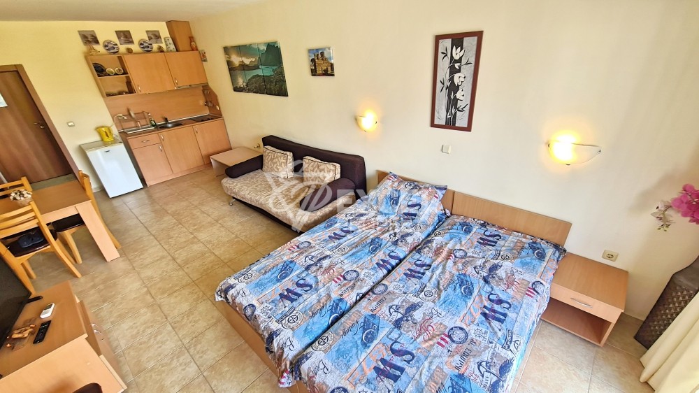 First line furnished studio in Ravda