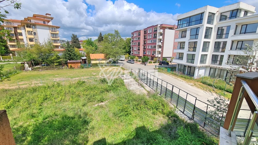 First line furnished studio in Ravda