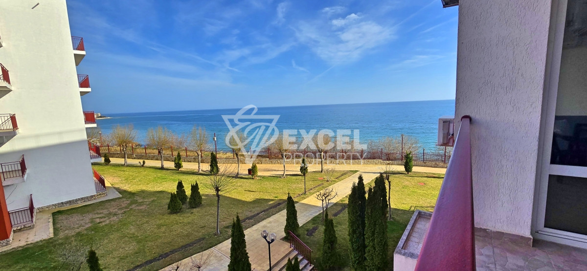 Apartment with sea view in Grand Resort Fort Noks complex, Sveti Vlas. First line