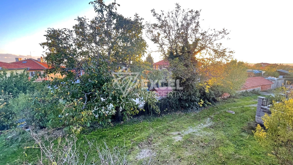 Two storey detached house for sale in the village of Kosharitsa