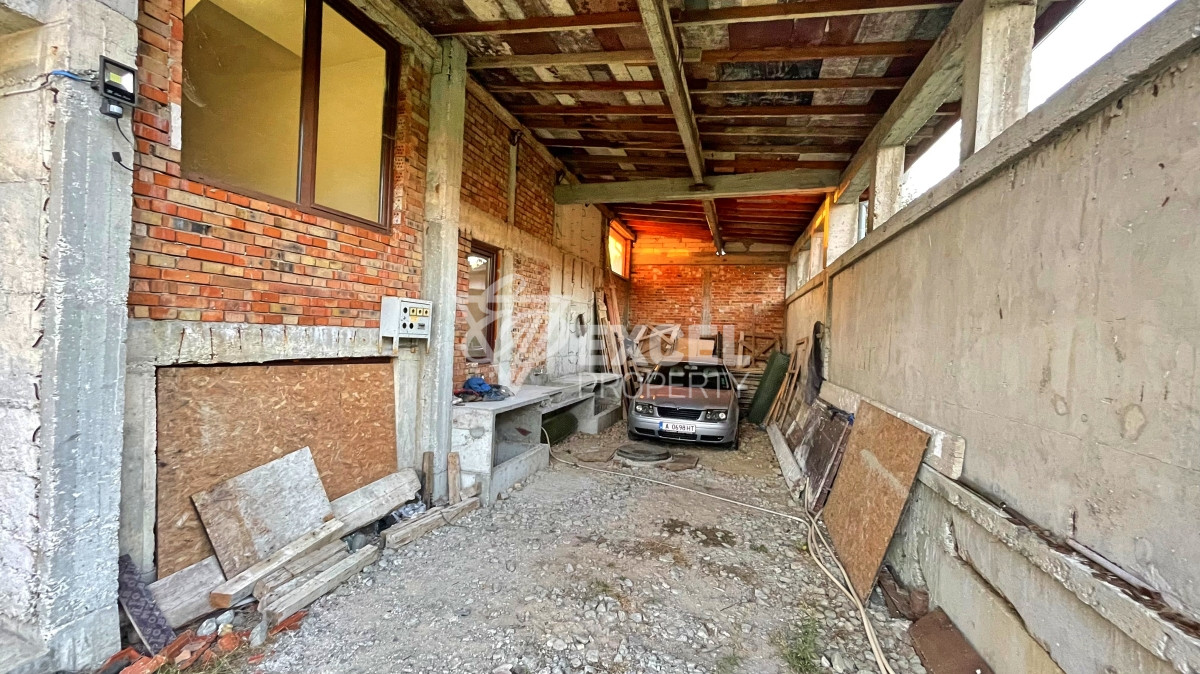 Two storey detached house for sale in the village of Kosharitsa