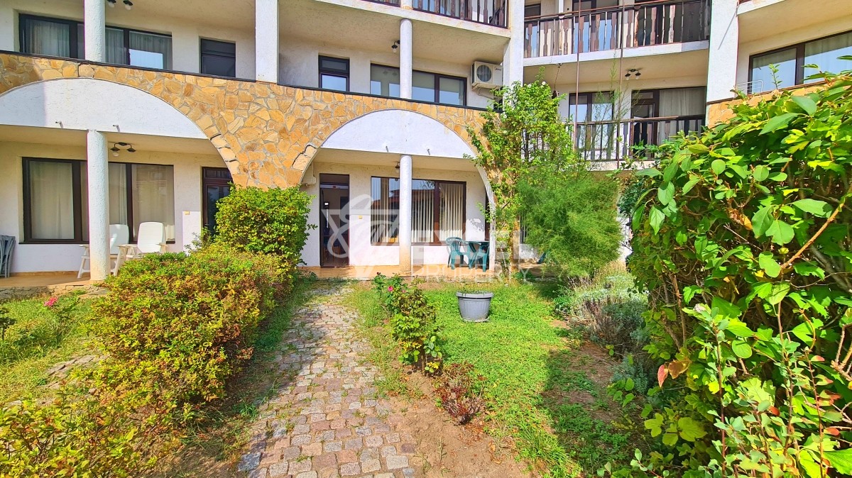 Complex Vodenicata, Sveti Vlas - two bedroom apartment on the ground floor.