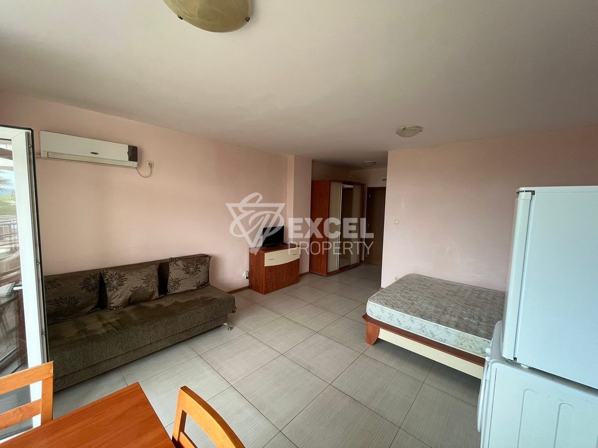 Spacious studio in a gated complex.