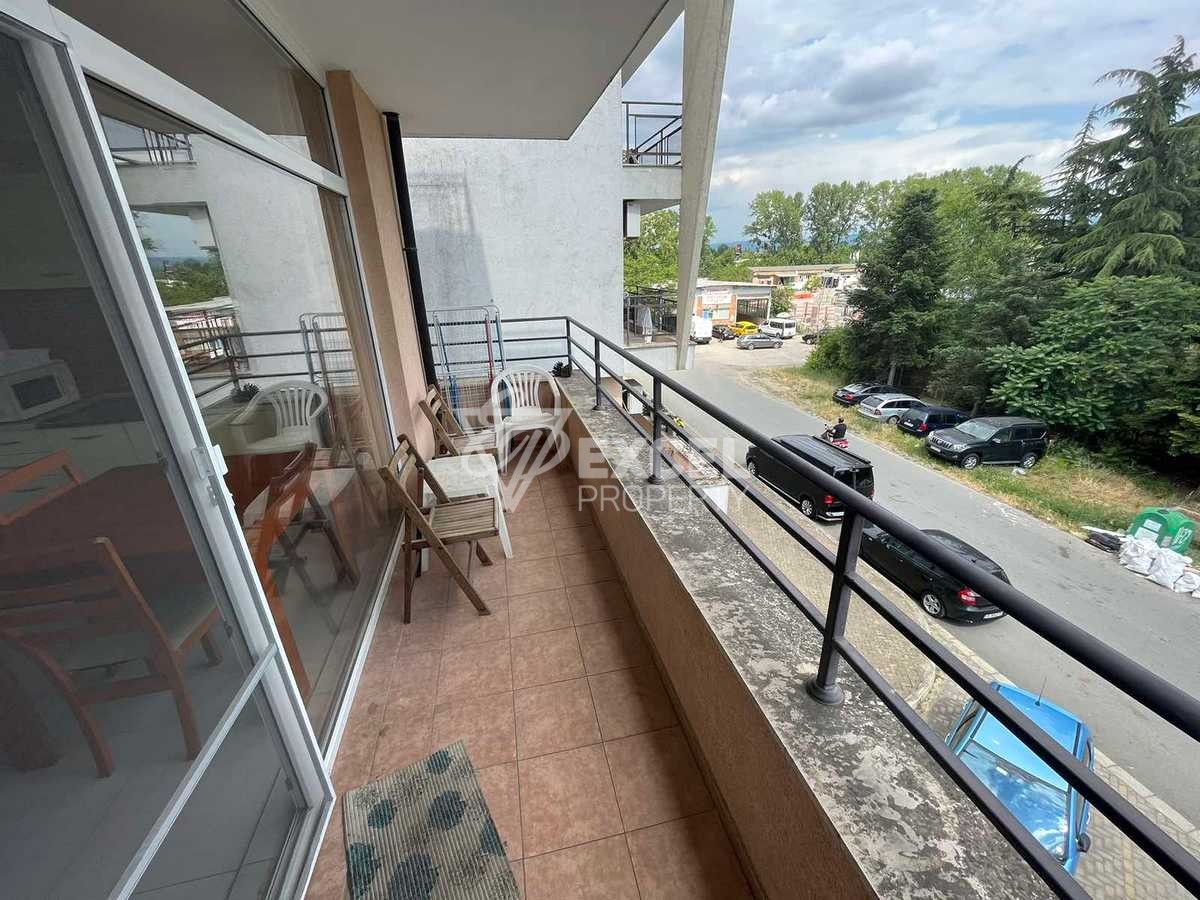 Spacious studio in a gated complex.