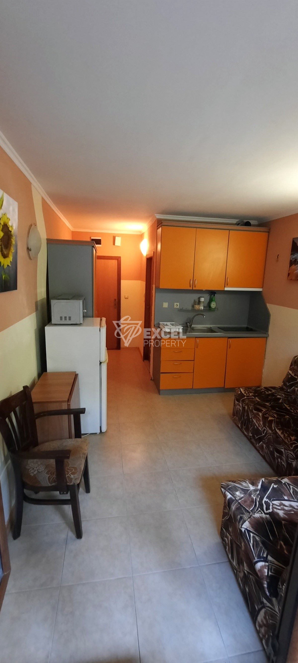 Low Maintenance Fee Studio - Pacific 3