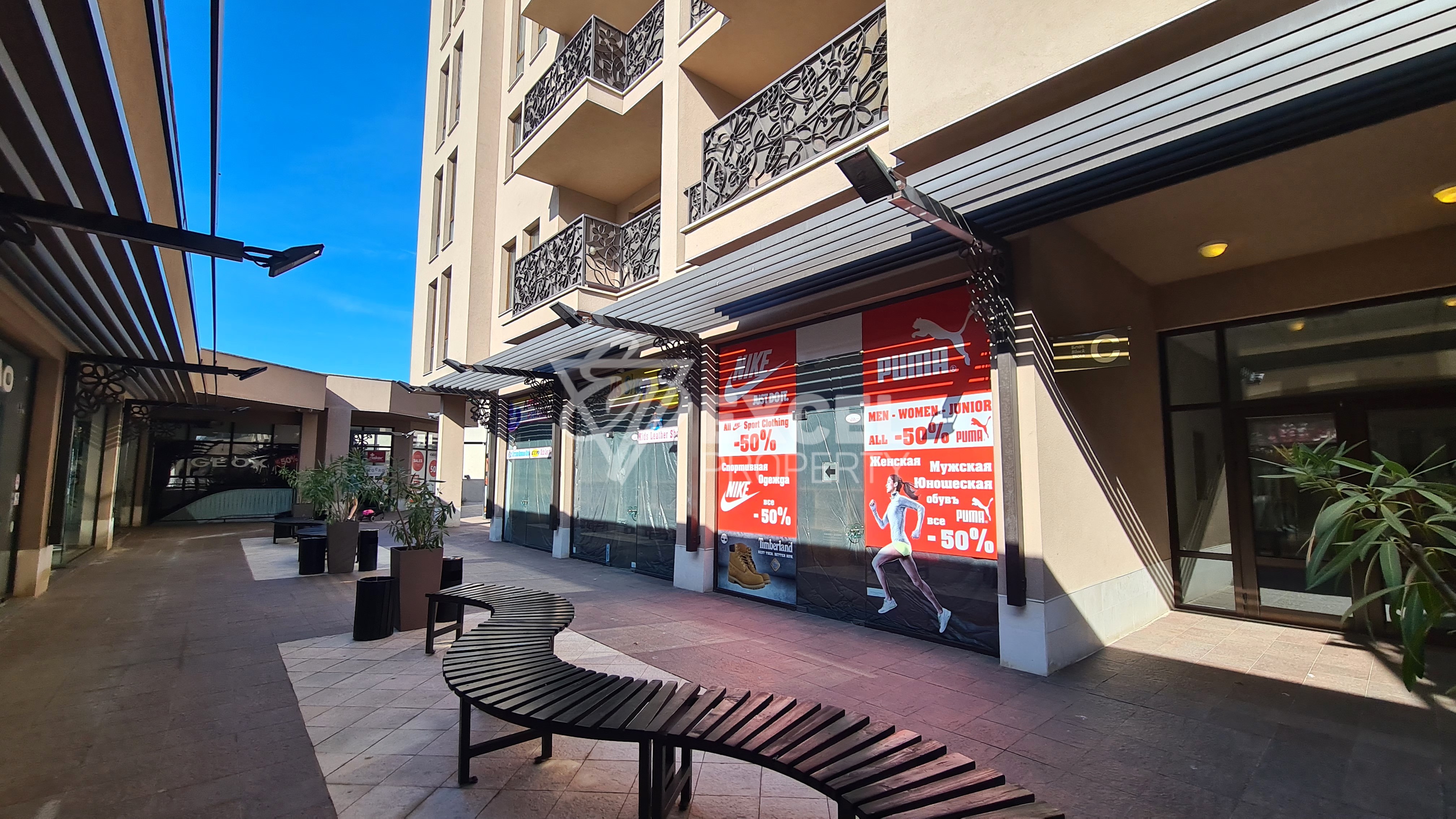 Furnished two-room apartment in the Barcelo Royal complex in Sunny Beach