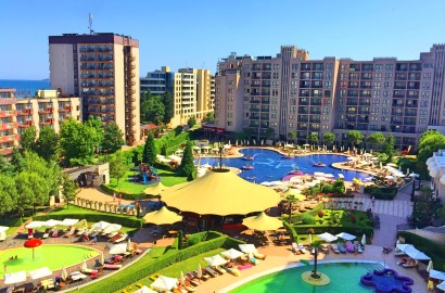 Furnished two-room apartment in the Barcelo Royal complex in Sunny Beach