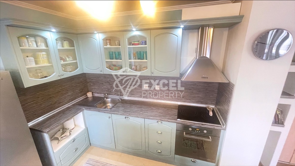 Large apartment in Cherno More district, suitable for a large family