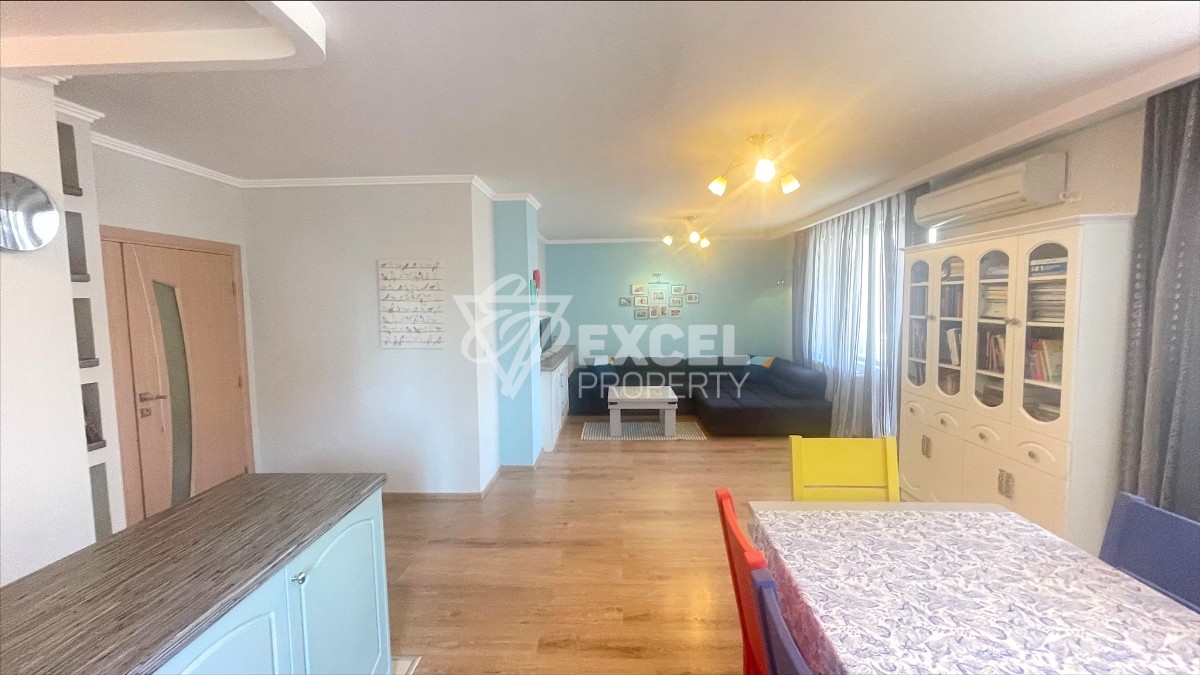 Large apartment in Cherno More district, suitable for a large family