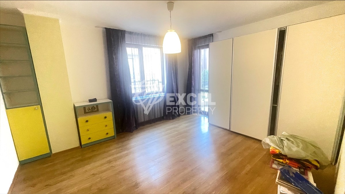 Large apartment in Cherno More district, suitable for a large family