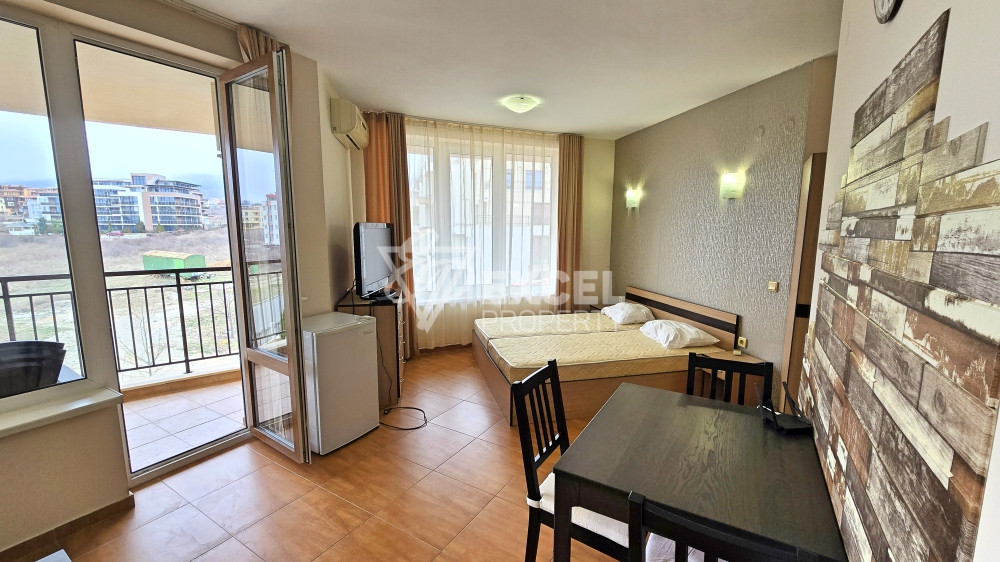 Large studio in excellent condition in Sveti Vlas, Panorama Dreams