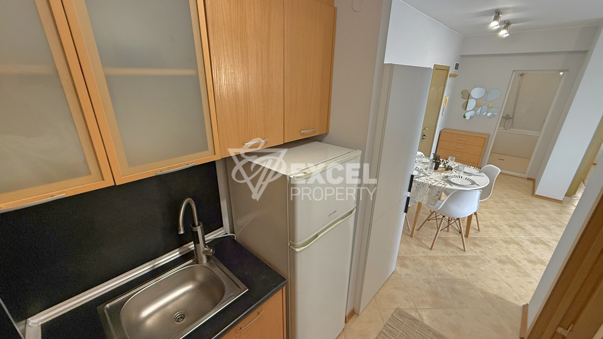 Furnished, two-bedroom apartment in Sunny Beach Hills complex. Fully renovated