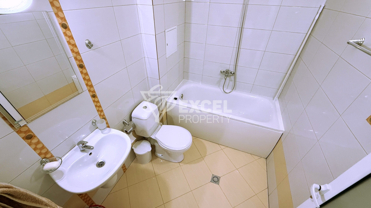 Furnished, two-bedroom apartment in Sunny Beach Hills complex. Fully renovated