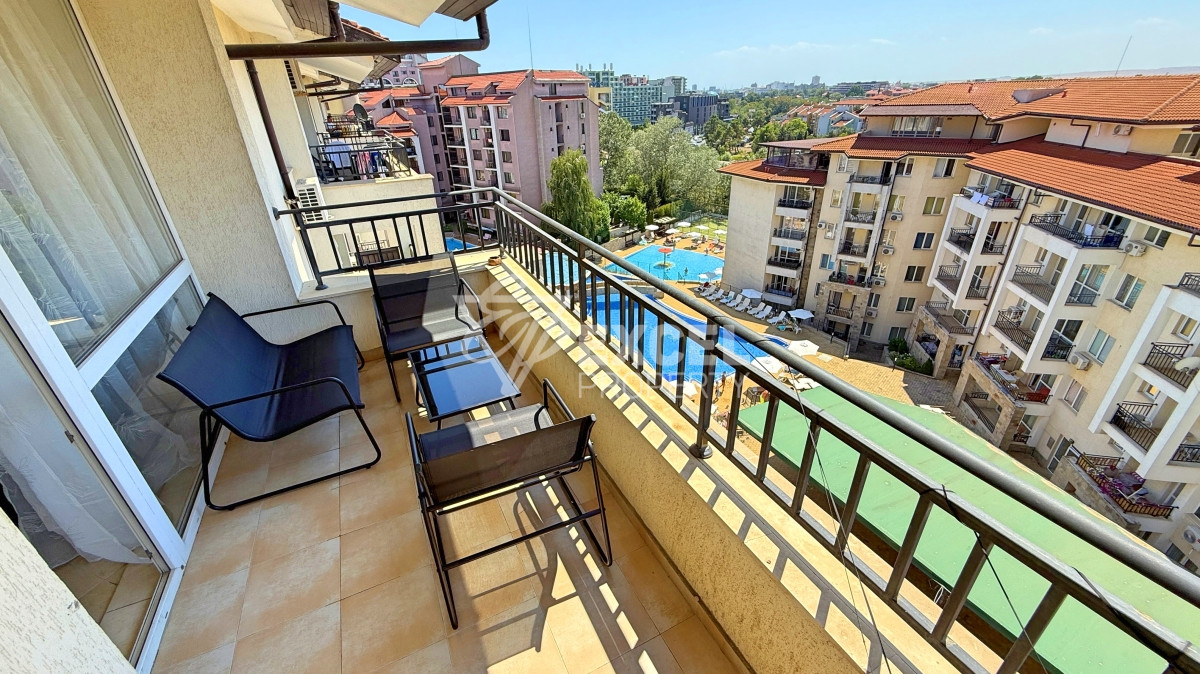 Furnished, two-bedroom apartment in Sunny Beach Hills complex. Fully renovated