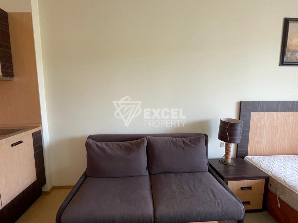 Affordable studio in Majestic Beach Resort, first line to the beach