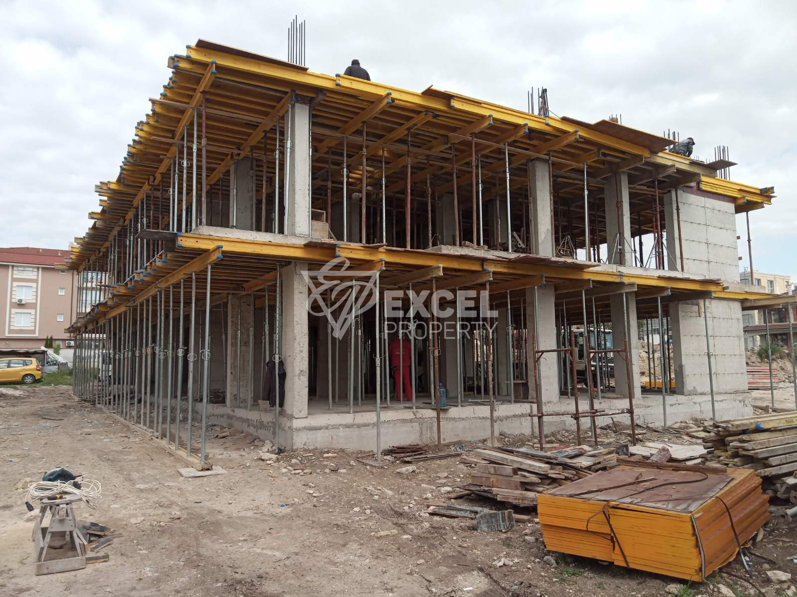 A profitable investment offer in a newly built building in the center of Ravda